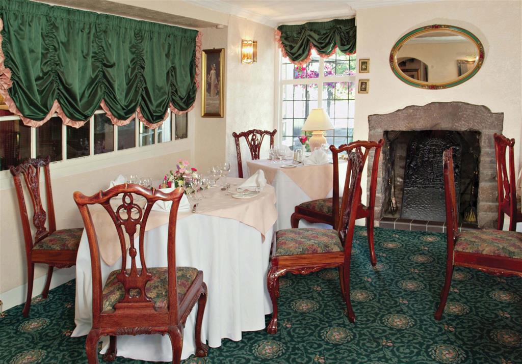 טינטרן Royal George Hotel מסעדה תמונה